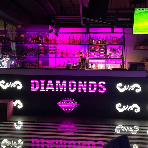 DIAMOND SHISHAS BAR